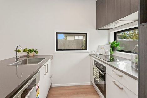 Photo of property in 11 Whati Lane, Henderson, Auckland, 0612
