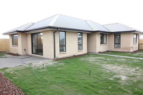 Photo of property in 19 Kendon Drive, Rolleston, 7614