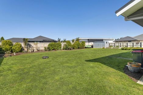 Photo of property in 7 Cross Street, Lepperton, New Plymouth, 4373