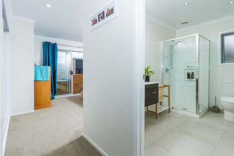 Photo of property in 41 Liquidambar Drive, Hobsonville, Auckland, 0616