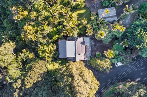 Photo of property in 33 Tainui Road, Titirangi, Auckland, 0604