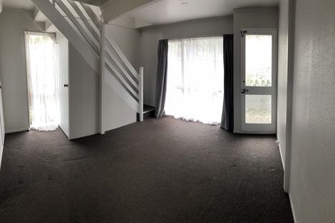 Photo of property in 133f1 Queens Drive, Lyall Bay, Wellington, 6022