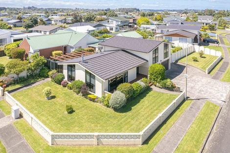 Photo of property in 30 Karamu Street, Tawhero, Whanganui, 4501