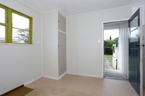 Photo of property in 17 Lyon Street, Marton, 4710