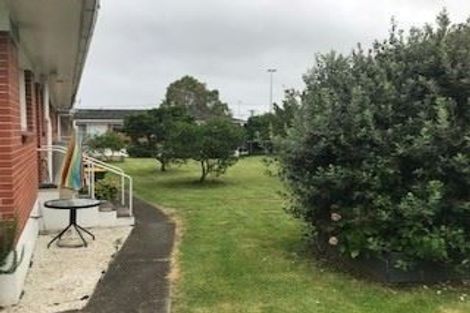 Photo of property in 6/19 Lake Pupuke Drive, Takapuna, Auckland, 0622