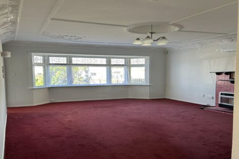Photo of property in 73 Kauri Street, Miramar, Wellington, 6022