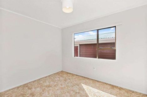 Photo of property in 19f2 Trafalgar Street, Johnsonville, Wellington, 6037