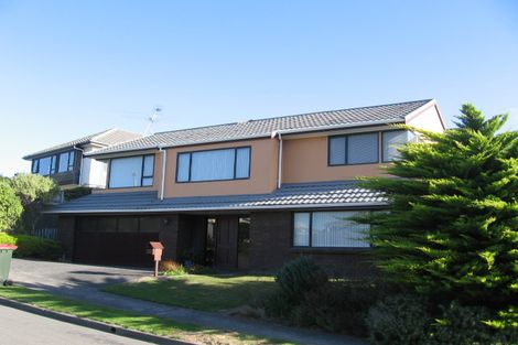 Photo of property in 5 Longmont Terrace, Churton Park, Wellington, 6037