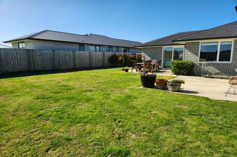 Photo of property in 1 Karamu Lane, Kihikihi, Te Awamutu, 3800
