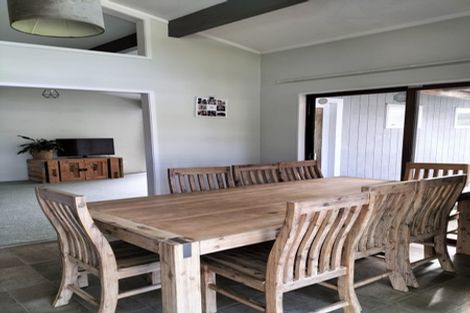 Photo of property in 2 Edge Street, Onerahi, Whangarei, 0110