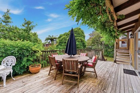 Photo of property in 5 Magnolia Drive, Westown, New Plymouth, 4310