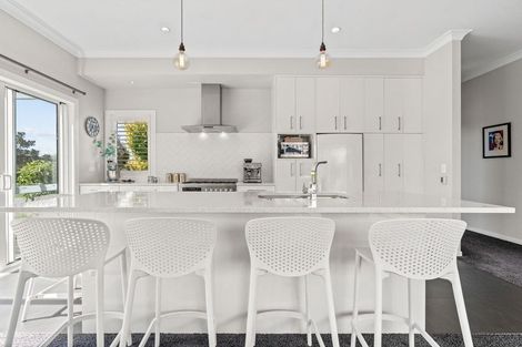 Photo of property in 81c Reading Street, Greytown, 5712