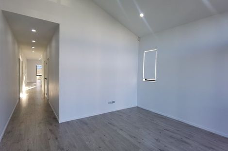 Photo of property in 4 Waka Ama Road, Karaka, Papakura, 2113