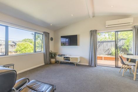 Photo of property in 69 Golf Road, Paraparaumu Beach, Paraparaumu, 5032
