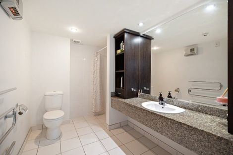 Photo of property in Breakfree Alpine Village, 4/643 Frankton Road, Queenstown, 9300