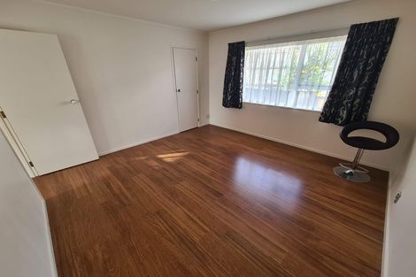 Photo of property in 29 Petrel Place, Massey, Auckland, 0614