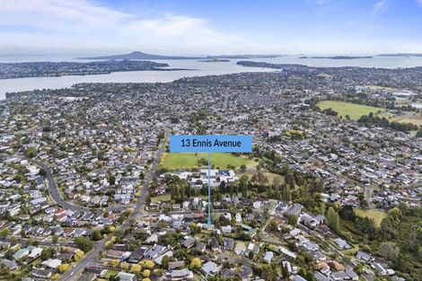 Photo of property in 13 Ennis Avenue, Pakuranga Heights, Auckland, 2010