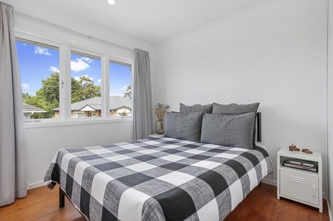 Photo of property in 25 Essex Street, Te Atatu South, Auckland, 0610