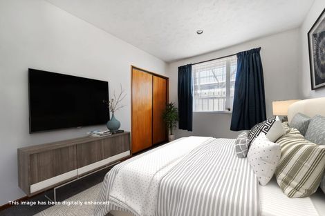 Photo of property in 2/21b Northcote Road, Northcote, Christchurch, 8052
