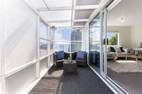 Photo of property in 3 Toporoa View, Ascot Park, Porirua, 5024