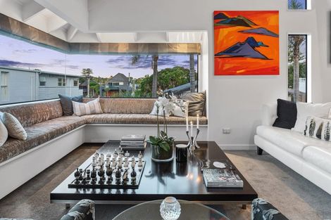 Photo of property in 1/8 The Esplanade, Campbells Bay, Auckland, 0630