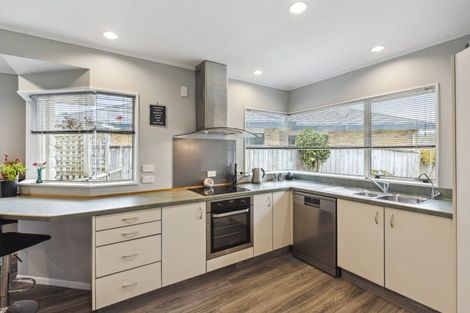 Photo of property in 20 Sunburst Court, Paraparaumu Beach, Paraparaumu, 5032