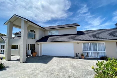 Photo of property in 9 The Topdeck, Whitby, Porirua, 5024