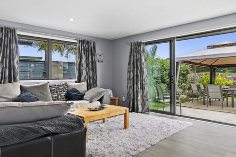 Photo of property in 47 Lynley Park Drive, Omokoroa, 3114