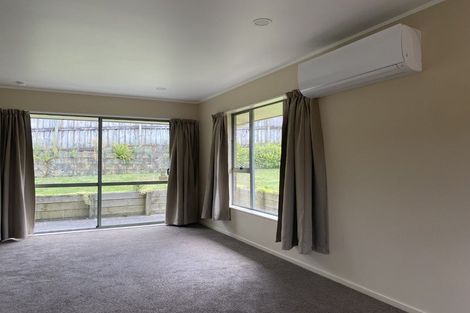 Photo of property in 12 Cretian Crescent, Henderson, Auckland, 0612