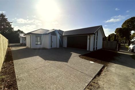 Photo of property in 28a Hooker Avenue, Bryndwr, Christchurch, 8053