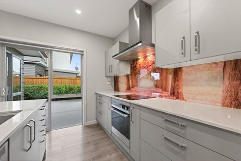 Photo of property in 3 Magnolia Lane, Kelvin Grove, Palmerston North, 4414