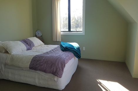 Photo of property in 2/276 East Coast Road, Milford, Auckland, 0620