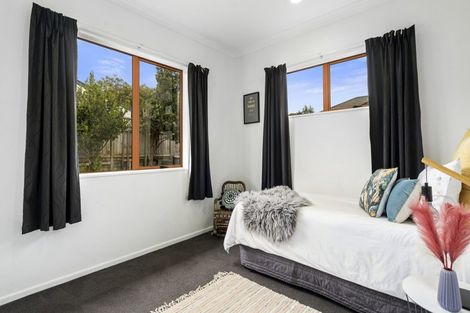 Photo of property in 19 Silvan Place, Bell Block, New Plymouth, 4312