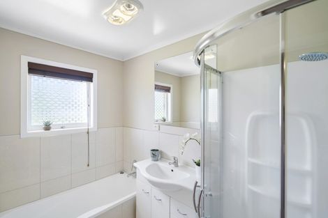 Photo of property in 18 Union Road, Howick, Auckland, 2014