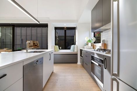 Photo of property in 2 Kotuku Lane, Hobsonville, Auckland, 0616