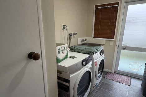 Photo of property in 22 Cromwell Drive, Fitzroy, Hamilton, 3206