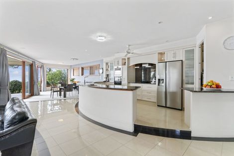 Photo of property in 13 Clifton Road, Hauraki, Auckland, 0622