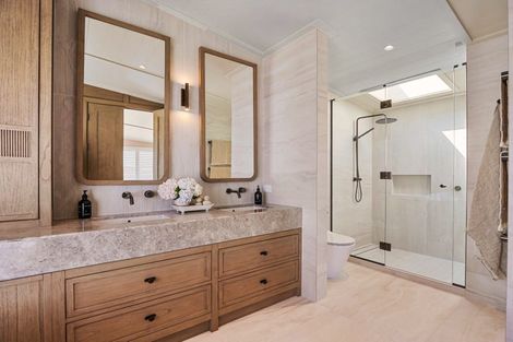 Photo of property in 10a Sunbrae Grove, Mount Maunganui, 3116