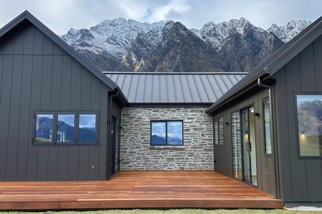 Photo of property in 107 Spur Ridge Rise, Jacks Point, 9371