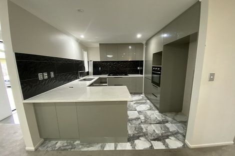 Photo of property in 10b Cambridge Road, Manurewa, Auckland, 2102