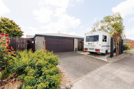 Photo of property in 1 Strachan Way, Highbury, Palmerston North, 4412