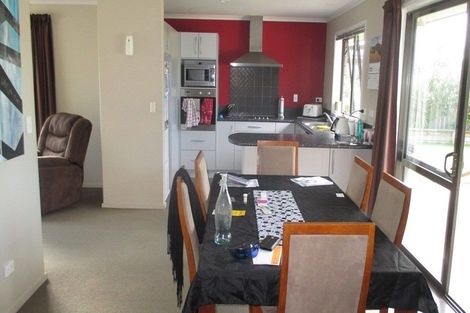 Photo of property in 18 Oldfield Court, Huntington, Hamilton, 3210