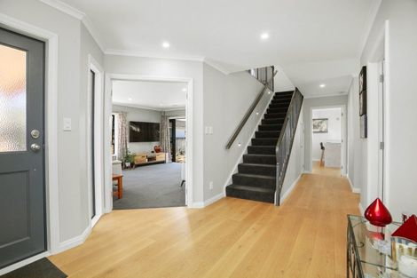 Photo of property in 27b Vincent Street, Waterloo, Lower Hutt, 5011