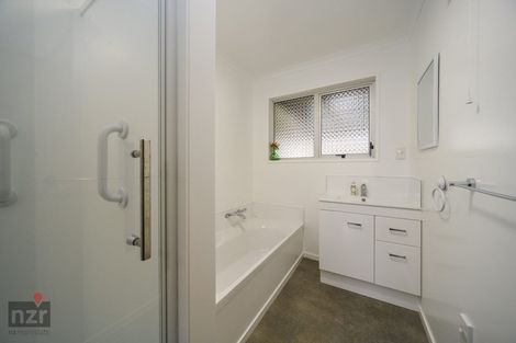 Photo of property in 8 Calder Place, Feilding, 4702