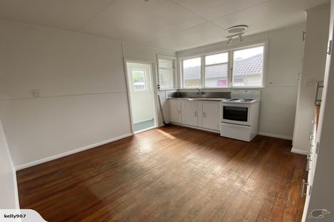 Photo of property in 16 Kakapo Place, Papatoetoe, Auckland, 2025
