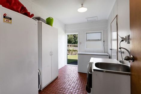 Photo of property in 30 Motukari Place, Onaero, Waitara, 4383