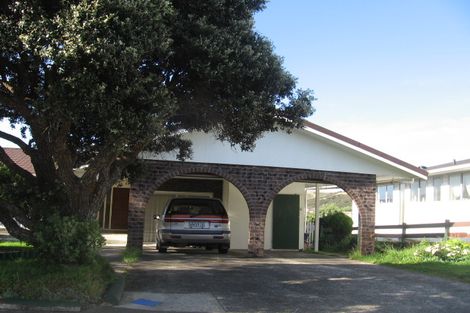 Photo of property in 8 Keel Place, Whitby, Porirua, 5024