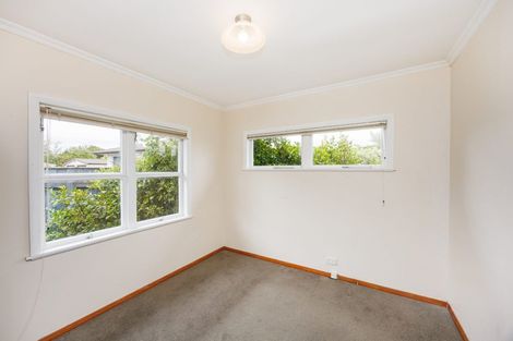 Photo of property in 21 Ilford Place, Awapuni, Palmerston North, 4412