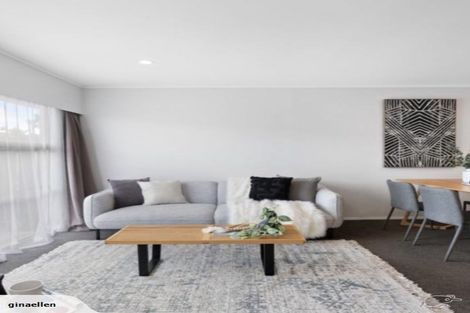 Photo of property in 2/15 Latham Avenue, Pakuranga, Auckland, 2010