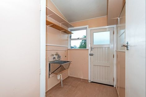 Photo of property in 42 Seddon Street, Feilding, 4702